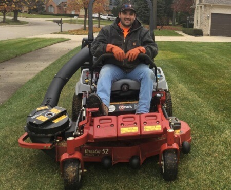 Lawn-Mowing Shelby Township, Michigan