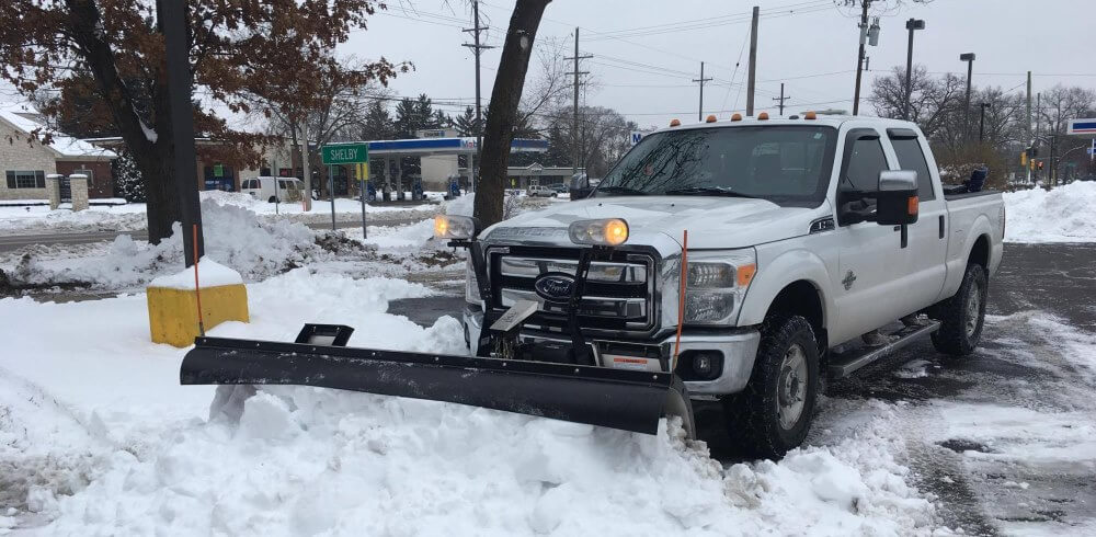 Snow Plowing Shelby TWP, Michigan